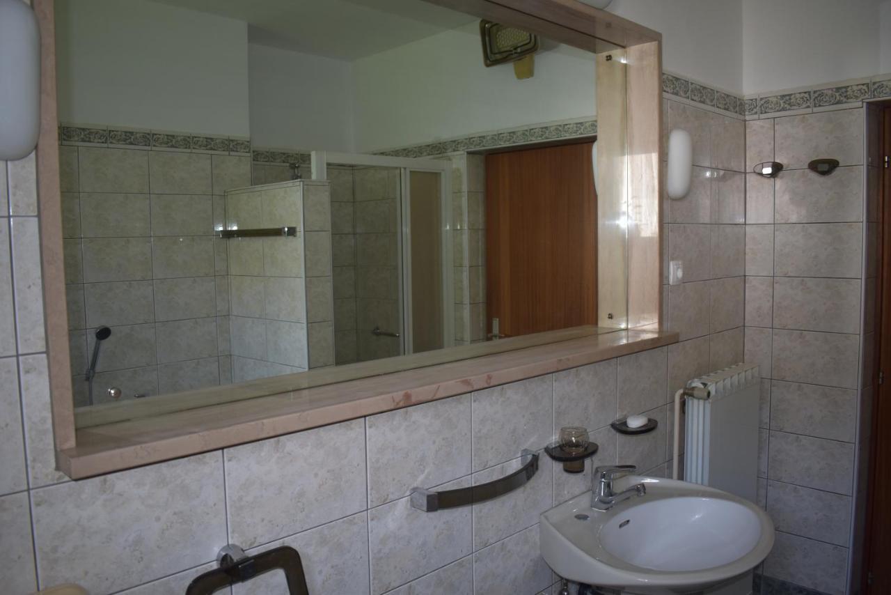 Appartement By The Castle Koper Buitenkant foto